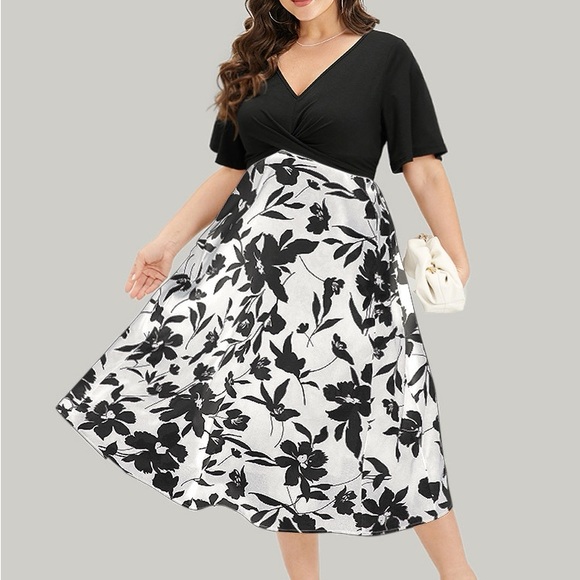BloomChic Dresses & Skirts - BloomChic Black and White Floral V Neck Midi Dress Plus Size 3X